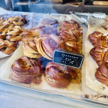 Fabrique Bakery - Cafes Near Me - Fitzrovia, XGL