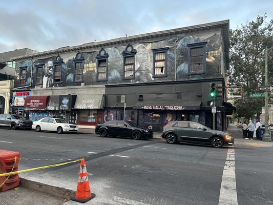 Khatan Sushi by null