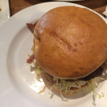 Cheddar's Scratch Kitchen - Smokehouse burger. - American Near Me - Indianapolis, Indiana