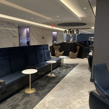 United Polaris Lounge - Airport Lounges Near Me United Polaris Lounge - Airport Lounges Near Me
