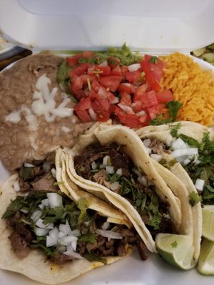 El Gallito Mexican Food Truck by null