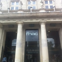 Fnac - Façade de la FNAC de Nantes