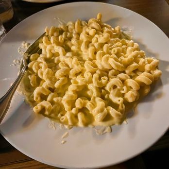 Harp & Bard - Mac and Cheese - American Near Me - Dorchester, Massachusetts Harp & Bard - Mac and Cheese - American Near Me - Dorchester, Massachusetts