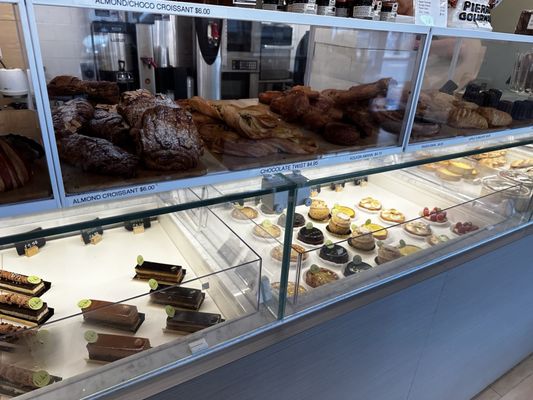 Praliné French Patisserie by null