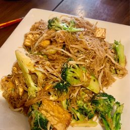 Pad See Ew Sen Mee