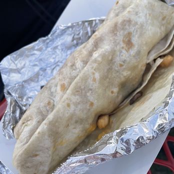 Dos Tacos Y Ma - Huge! - Food Trucks Near Me Dos Tacos Y Ma - Huge! - Food Trucks Near Me