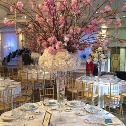 Amaryllis Event Decor