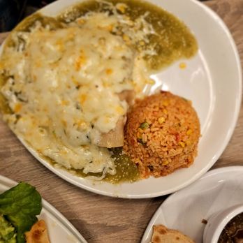 Palenque Grill - Salsa Verde Enchiladas - Mexican Near Me - Corpus Christi, Texas Palenque Grill - Salsa Verde Enchiladas - Mexican Near Me - Corpus Christi, Texas