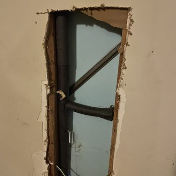 PipeDoctor 247 - Repair site in the garage - Plumbing Near Me PipeDoctor 247 - Repair site in the garage - Plumbing Near Me
