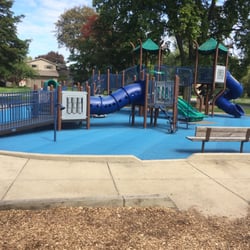 Kelly Park - A decent park. This is only half of it