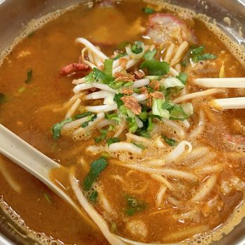Racha Café - Tom Yum Noodle - Thai Near Me - Berkeley, California