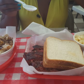 Tipsy Pig BBQ - Best BBQ and peach cobbler on the planet! - Barbeque Near Me - Lilburn, Georgia Tipsy Pig BBQ - Best BBQ and peach cobbler on the planet! - Barbeque Near Me - Lilburn, Georgia