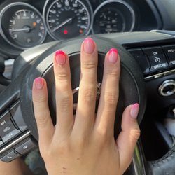 Olive Nails - Hot and bubblegum pink french tip
