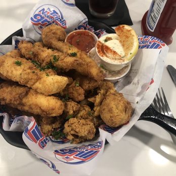 Triple Nickel Grill - Seafood Platter - Seafood Near Me - Madisonville, Louisiana Triple Nickel Grill - Seafood Platter - Seafood Near Me - Madisonville, Louisiana