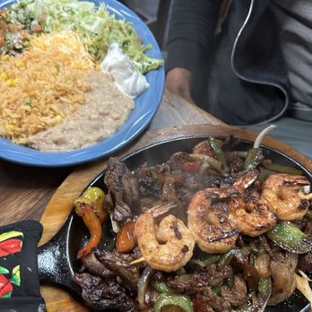 Chapala Mexican Restaurant - Mexican Near Me - Lakewood, Colorado