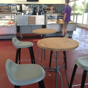 Olivers Garage - Ice Cream & Frozen Yogurt Near Me - Charlottenlund, 84 Olivers Garage - Ice Cream & Frozen Yogurt Near Me - Charlottenlund, 84