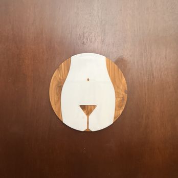 The Pint & Cork - Women's bathroom - Gastropubs Near Me - Kihei, Hawaii The Pint & Cork - Women's bathroom - Gastropubs Near Me - Kihei, Hawaii