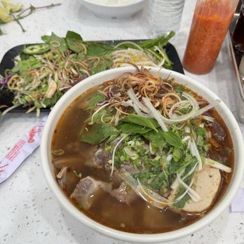 Pho Huong Lan - Vietnamese Near Me - Orlando, Florida Pho Huong Lan - Vietnamese Near Me - Orlando, Florida