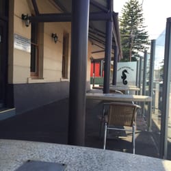 Broadway Hotel - Front bar specials can be eaten outside