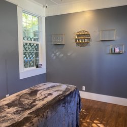 Jen Minnich Wellness - Mendocino Healing Space