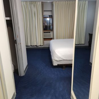 Illini Inn and Suites - Hotels Near Me - Rantoul, Illinois Illini Inn and Suites - Hotels Near Me - Rantoul, Illinois