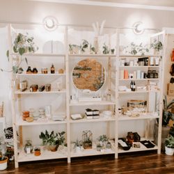 The Brow Bar - Eclectic retail