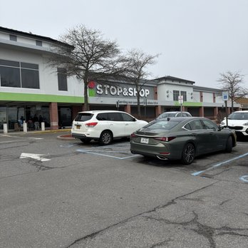 Stop & Shop - Grocery Near Me - Bay Shore, New York Stop & Shop - Grocery Near Me - Bay Shore, New York