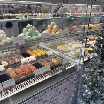 Le Macaron French Pastries - Macaron case with many flavors - Macarons Near Me - Fishers, Indiana Le Macaron French Pastries - Macaron case with many flavors - Macarons Near Me - Fishers, Indiana