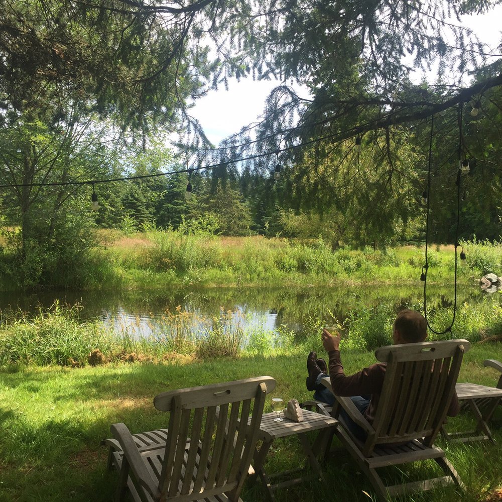 The wonderful grounds to enjoy a glass of cider The wonderful grounds to enjoy a glass of cider