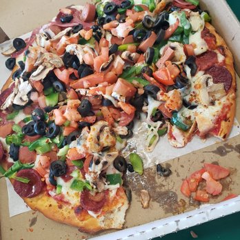 Pizza USA - Deluxe pizza - Pizza Near Me - Bellflower, California Pizza USA - Deluxe pizza - Pizza Near Me - Bellflower, California