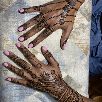 Henna Hands by Nida - Day 1. - Henna Artists Near Me Henna Hands by Nida - Day 1. - Henna Artists Near Me