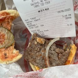 Wendy's - As far as the picture paid for bacon my comment would be "Where's The Bacon?" Nope not hiding under the pickle... check your order