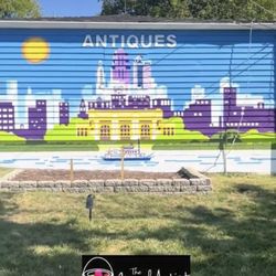 The Mural Artist - Mural of KC skyline at Slater St Antiques in Merriam KS