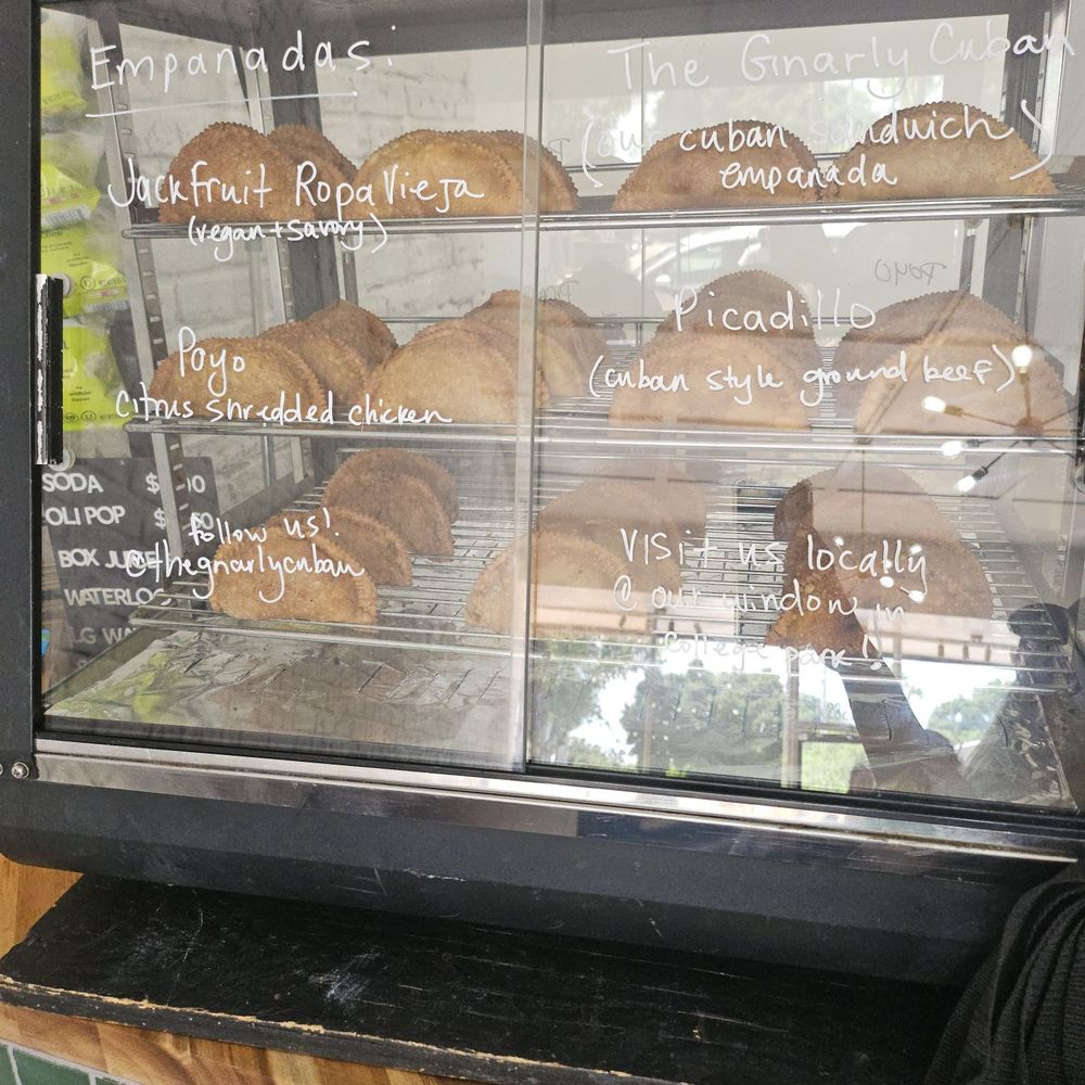 The Gnarly Cuban- La Ventanita - Heating empanadas - Cuban Near Me - Orlando, Florida The Gnarly Cuban- La Ventanita - Heating empanadas - Cuban Near Me - Orlando, Florida