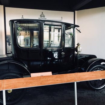 The Durham Museum - Vintage cars - Museums Near Me - Omaha, Nebraska The Durham Museum - Vintage cars - Museums Near Me - Omaha, Nebraska