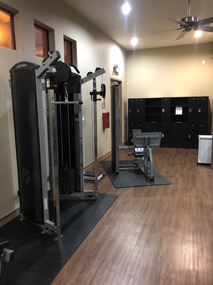 CENTENNIAL AT 5TH EXERCISE FACILITY Updated September 2024 245 E