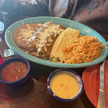 Hidalgo's Mexican Restaurant & Cantina - Tex-Mex Near Me - Moore, Oklahoma Hidalgo's Mexican Restaurant & Cantina - Tex-Mex Near Me - Moore, Oklahoma