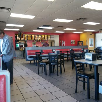 Carl's Jr. - Fast Food Near Me - Apache Junction, Arizona