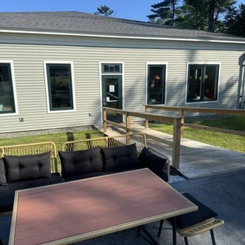 Bell the Cat - Back patio - Coffee & Tea Near Me - Belfast, Maine