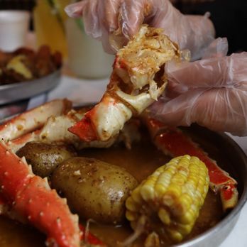 Holly Crab - King Crab Leg - Seafood Near Me - Boston, Massachusetts