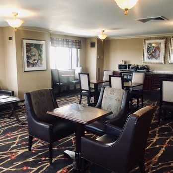 Sheraton Springfield Monarch Place Hotel - The Elite member lounge. - Hotels Near Me - Springfield, Massachusetts Sheraton Springfield Monarch Place Hotel - The Elite member lounge. - Hotels Near Me - Springfield, Massachusetts