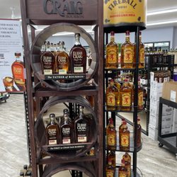 SD Liquor & Tobacco Outlet - Elijah Craig