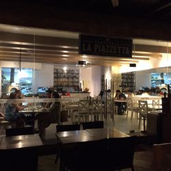 Trattoria La Piazzetta - Storefront after hours