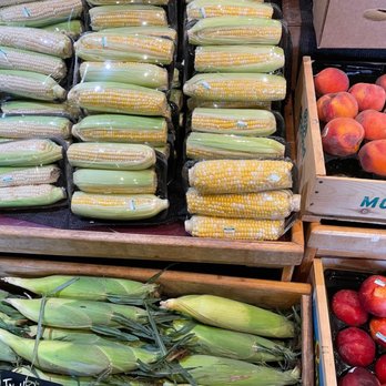 Straub's Market - Produce - Grocery Near Me - Clayton, Missouri Straub's Market - Produce - Grocery Near Me - Clayton, Missouri