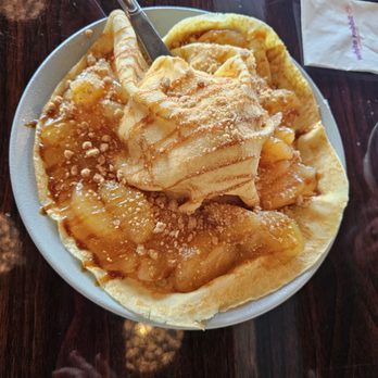 White Rabbit Dessert Experience - DESSERT - Desserts Near Me - Orlando, Florida