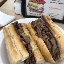 Qwik-Chek - Roast beef dressed po boy