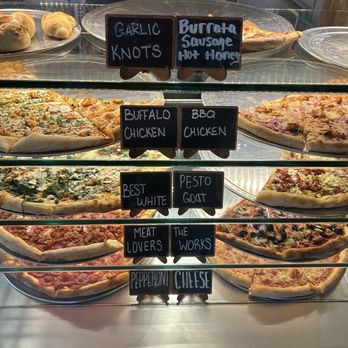 Best Pizza & Brew Chandler - Pizza by the slice - Pizza Near Me - Chandler, Arizona
