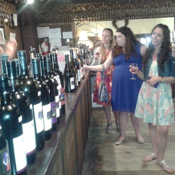 A1 Tours - You'd want to check out our Wine Hop Tour - 2 wineries, 2 tastings, 2 souvenirs, 2 go. - Wine Tours Near Me - Atlantic City, New Jersey A1 Tours - You'd want to check out our Wine Hop Tour - 2 wineries, 2 tastings, 2 souvenirs, 2 go. - Wine Tours Near Me - Atlantic City, New Jersey