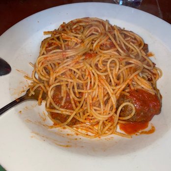 La Vita E Bella - Spaghetti al Porro - Italian Near Me - Seattle, Washington La Vita E Bella - Spaghetti al Porro - Italian Near Me - Seattle, Washington