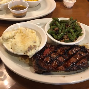 Texas Roadhouse - I got the 10 oz steak with mashed potatoes and garlic butter on the side, with green beans. - Steakhouses Near Me - Coon Rapids, Minnesota Texas Roadhouse - I got the 10 oz steak with mashed potatoes and garlic butter on the side, with green beans. - Steakhouses Near Me - Coon Rapids, Minnesota